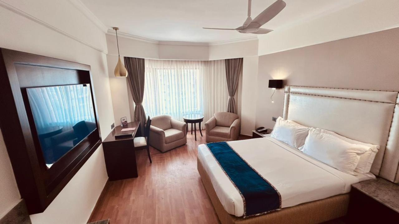 Katriya Hotel And Tower Хайдарабад Экстерьер фото